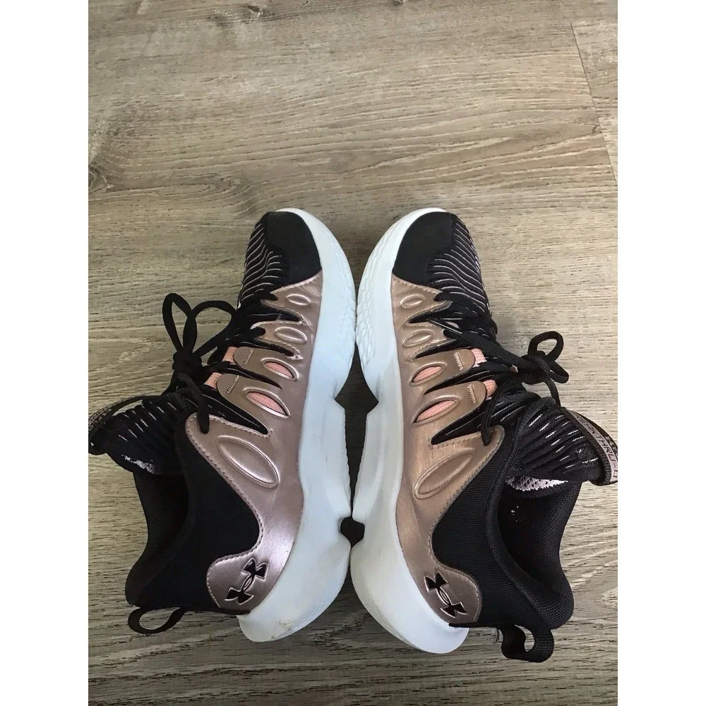 Under Armor Womens Shoes Flow 4 Breakthru Size 8 Black Pink Metallic 3026641-00